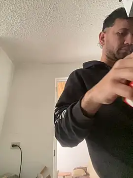 Michaell Spinelly online show from May 2026 02:59:02 PM