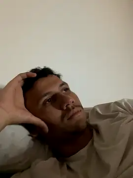 Michaell Spinelly online show from December 2025 02:38:02 AM