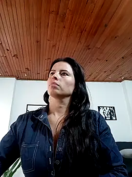 Snapshot of katherine_blair chatting on April 2026 12:53:01 PM katherine blair online show from April 2026 12:53:01 PM