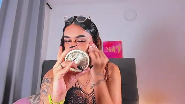 Snapshot of Camila_hot_ts chatting on September 2025 10:37:02 PM Camila hot ts online show from September 2025 10:37:02 PM