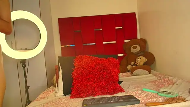 Snapshot of Camila_hot_ts chatting on December 2025 03:36:01 PM Camila hot ts online show from December 2025 03:36:01 PM