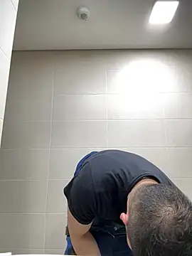 Snapshot of Manu0586 chatting on February 2026 11:00:02 AM Manu0586 online show from February 2026 11:00:02 AM