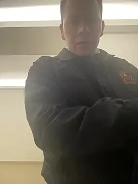 Snapshot of Manu0586 chatting on February 2026 01:35:02 AM Manu0586 online show from February 2026 01:35:02 AM