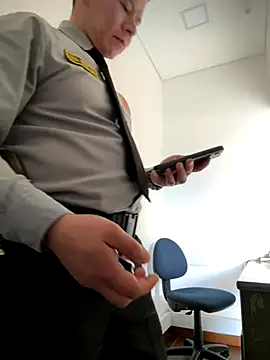 Snapshot of Manu0586 chatting on December 2025 06:09:02 PM Manu0586 online show from December 2025 06:09:02 PM