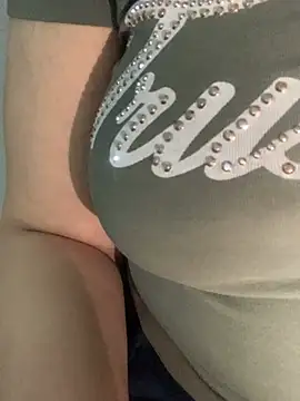 Sara782f online show from March 2026 09:06:01 PM