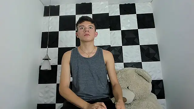 AndyFame1 online show from November 2025 06:55:02 PM