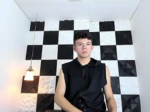 AndyFame1 online show from November 2025 06:55:01 PM