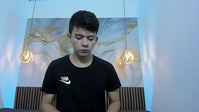 AndyFame1 online show from September 2025 04:05:01 AM