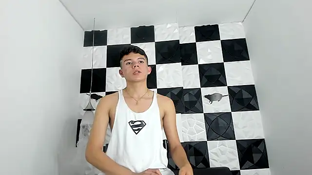 AndyFame1 online show from October 2025 06:49:01 PM