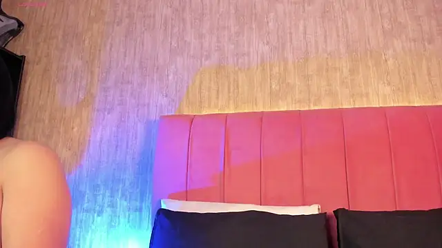 Kendra kobein online show from February 2026 08:08:02 PM