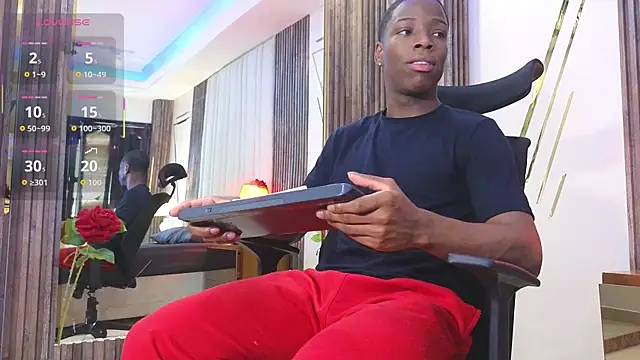 CharlesBrown  online show from November 2025 04:44:01 PM