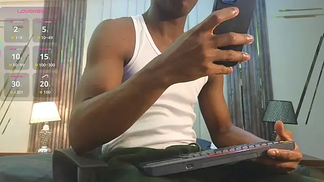 CharlesBrown  online show from October 2025 12:02:01 PM