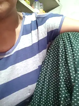 couple 71 online show from May 2026 07:18:06 AM