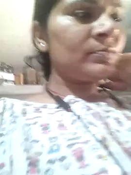 couple 71 online show from May 2026 05:25:02 AM