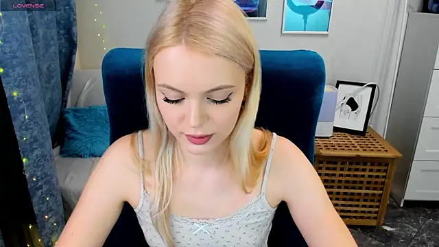 KatherineePierce online show from June 2026 09:58:01 PM