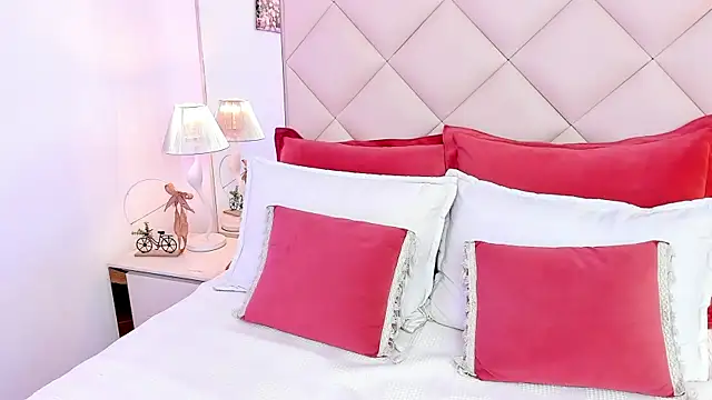 LilBoonew online show from October 2025 12:04:02 PM