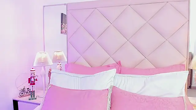 LilBoonew online show from December 2025 12:26:01 PM