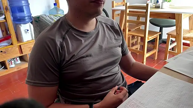 Snapshot of Haustin202 chatting on October 2025 06:16:01 PM Haustin202 online show from October 2025 06:16:01 PM