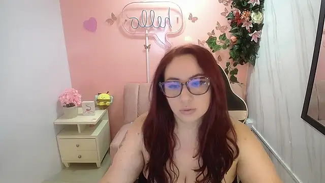 Snapshot of bellatrix_ch chatting on May 2026 12:45:02 PM bellatrix ch online show from May 2026 12:45:02 PM
