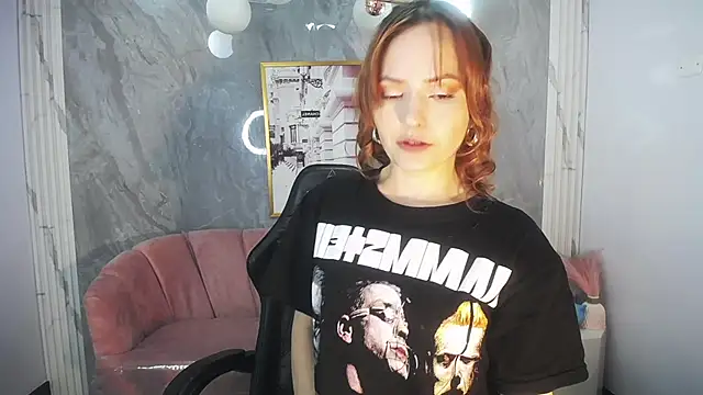 Snapshot of mady0619_ch chatting on December 2025 10:58:02 AM mady0619 ch online show from December 2025 10:58:02 AM