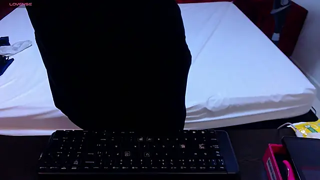 Melany Contrera online show from October 2025 02:57:01 PM