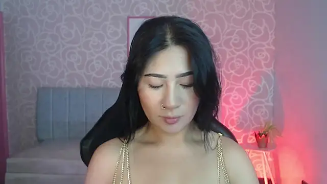 evelyn ch  online show from September 2025 10:54:02 AM