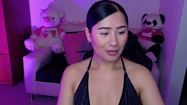 evelyn ch  online show from November 2025 11:14:02 AM