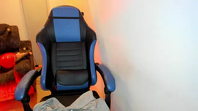 Scarbadgirl  online show from February 2026 03:40:01 AM