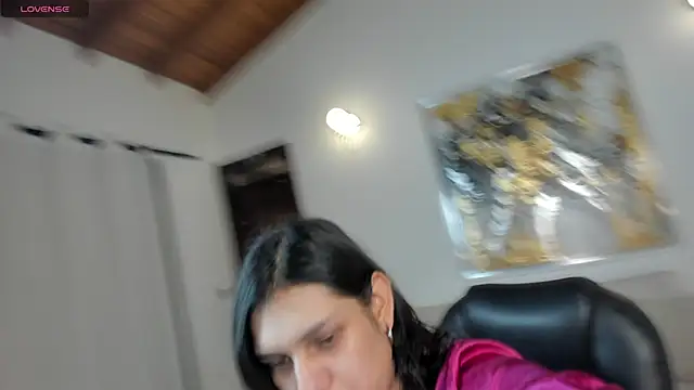 SarahYates online show from February 2026 05:16:02 AM