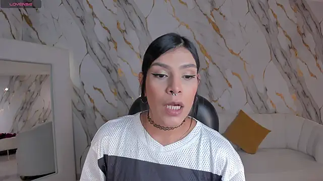 SarahYates online show from May 2026 04:09:01 AM