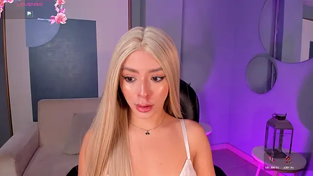 IsabellaMoreau online show from May 2026 05:51:01 PM