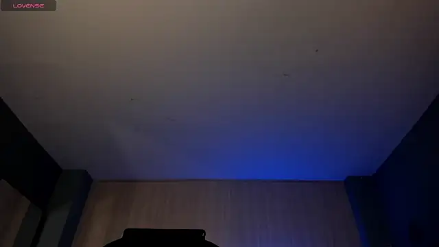 IsabellaMoreau online show from November 2025 08:31:01 PM