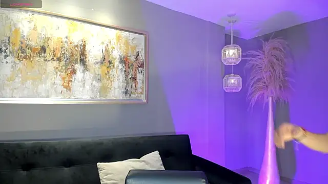 IsabellaMoreau online show from February 2026 08:03:02 PM