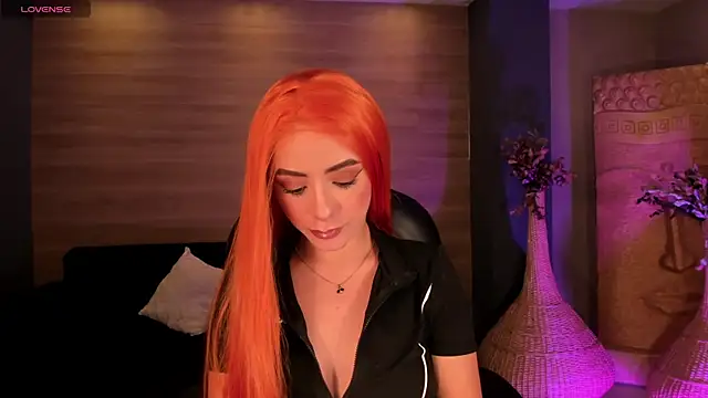 IsabellaMoreau online show from April 2026 08:27:01 PM