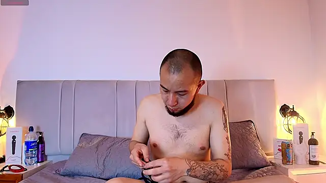 Kurttsinner online show from September 2025 04:12:02 AM