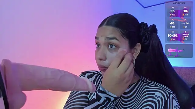 giselle upp online show from November 2025 12:03:02 AM