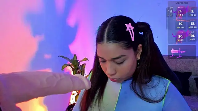 giselle upp online show from November 2025 04:27:02 AM