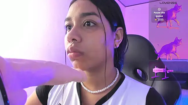 giselle upp online show from September 2025 12:48:02 AM