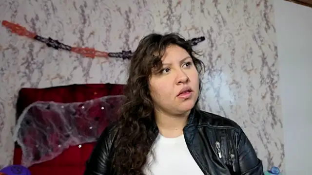 Larissa Antonella online show from October 2025 03:53:02 AM