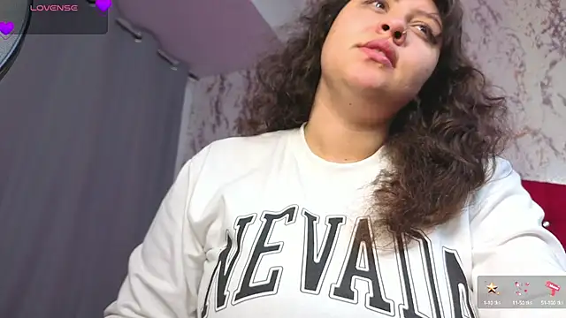 Larissa Antonella online show from October 2025 05:08:02 AM