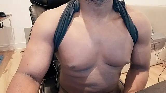 BBCThomas1231 online show from March 2026 06:45:01 PM