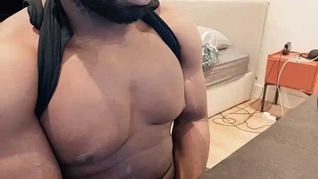 BBCThomas1231 online show from March 2026 06:48:01 PM