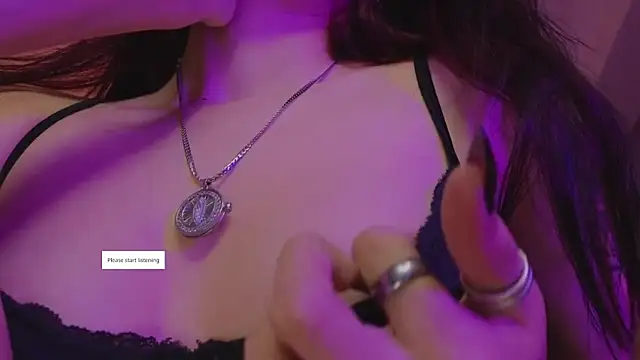 Snapshot of Moonlightt_21 chatting on February 2026 01:39:01 AM Moonlightt 21 online show from February 2026 01:39:01 AM