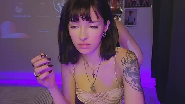 Moonlightt 21 online show from April 2026 10:39:02 PM