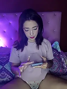 summi10 online show from November 2025 10:57:01 PM