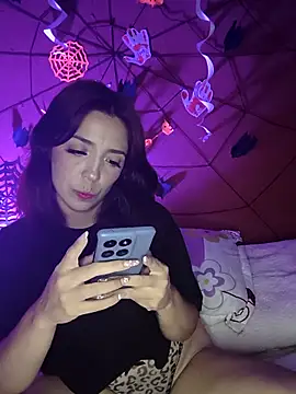 summi10 online show from October 2025 11:00:02 PM