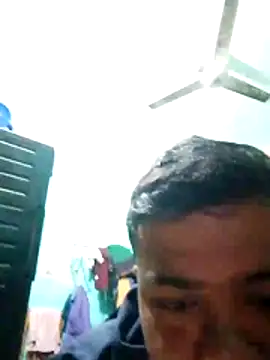CatchingBouquet online show from November 2025 01:33:02 PM