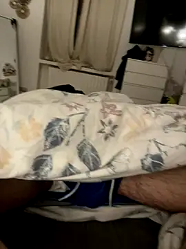 Snapshot of francy242 chatting on November 2025 12:14:01 AM francy242 online show from November 2025 12:14:01 AM