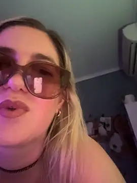 Granlady7 online show from February 2026 01:24:02 AM