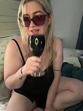 Granlady7 online show from February 2026 10:42:01 PM